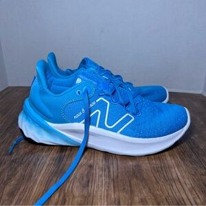 New Balance Women's Fresh Foam Roav v2 Sneaker Shoes Blue Size 7.5